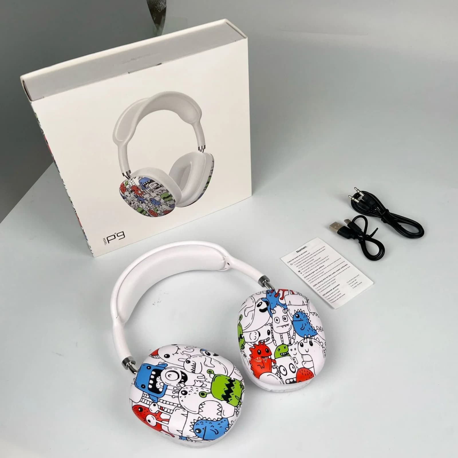 Graffiti Over-Ear Bluetooth Headphones with FM Radio and TF Card Slot
