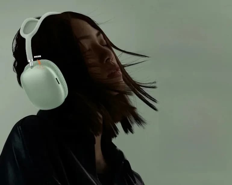 Bluetooth 5.4 Over-Ear Headphones with Rotary Knob and FM Radio